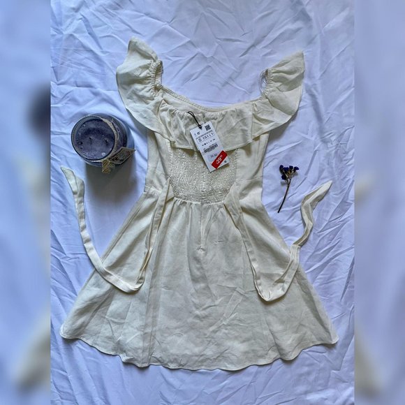 Zara New Ivory Off the Shoulder Ruffled Minidress - Picture 2 of 2